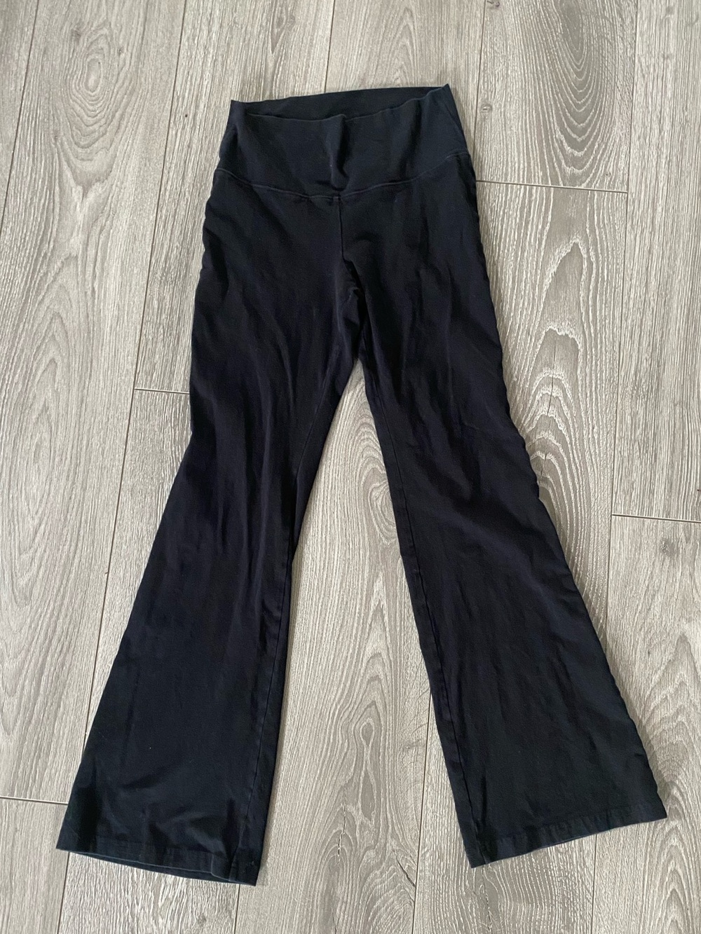 Tna Aritzia High-Rise Black Flared Yoga Pants